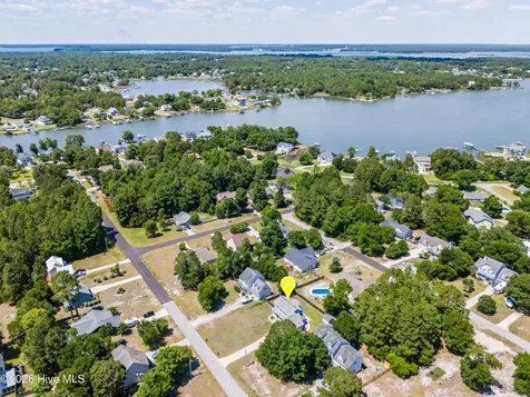 219 Everett Drive Sneads Ferry NC 28460