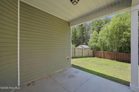 403 Frisco Way Holly Ridge NC 28445