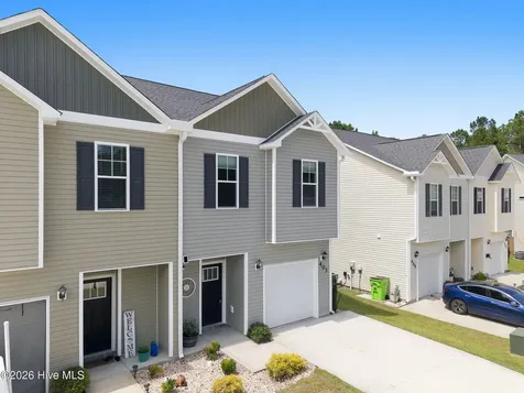 403 Frisco Way Holly Ridge NC 28445
