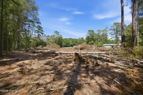 5066 Highland Drive SE Bolivia NC 28422
