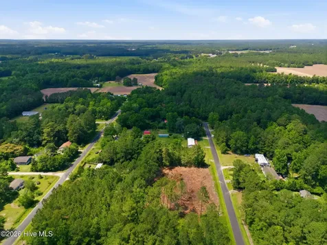 5066 Highland Drive SE Bolivia NC 28422