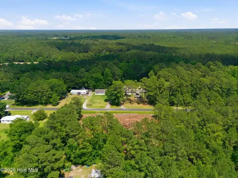 5066 Highland Drive SE Bolivia NC 28422