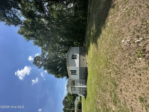138 Simmons Street Trenton NC 28585