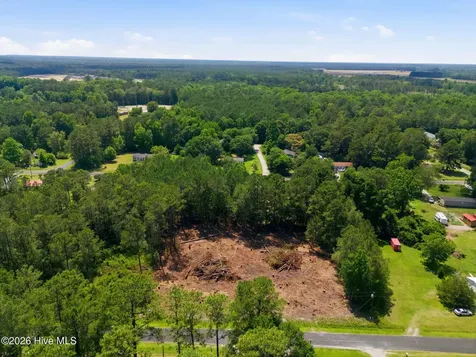 5056 Highland Drive SE Bolivia NC 28422