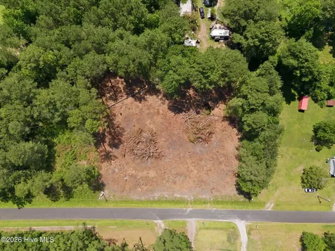 5056 Highland Drive SE Bolivia NC 28422
