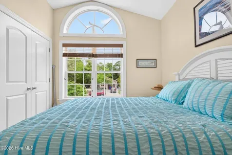306 NE 46th Street Oak Island NC 28465