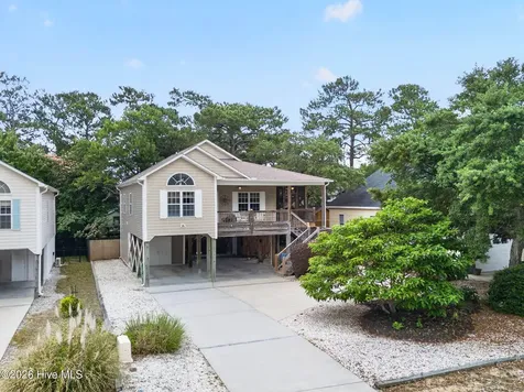 306 NE 46th Street Oak Island NC 28465