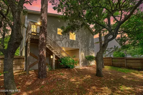 306 NE 46th Street Oak Island NC 28465