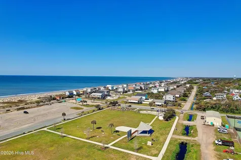 306 NE 46th Street Oak Island NC 28465