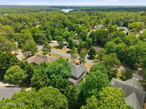 585 Burning Tree Road Pinehurst NC 28374