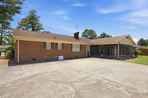 304 Lawson Road Washington NC 27889