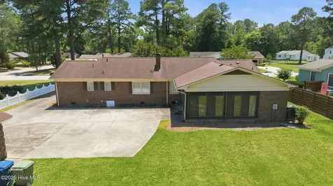 304 Lawson Road Washington NC 27889