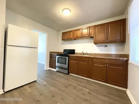 516 Elm Street Jacksonville NC 28540