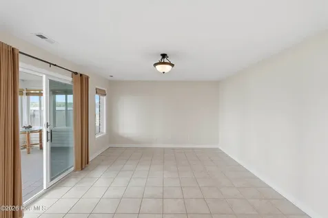 132 Gemstone Drive Sneads Ferry NC 28460