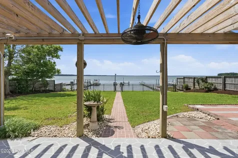 132 Gemstone Drive Sneads Ferry NC 28460
