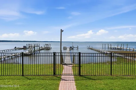 132 Gemstone Drive Sneads Ferry NC 28460
