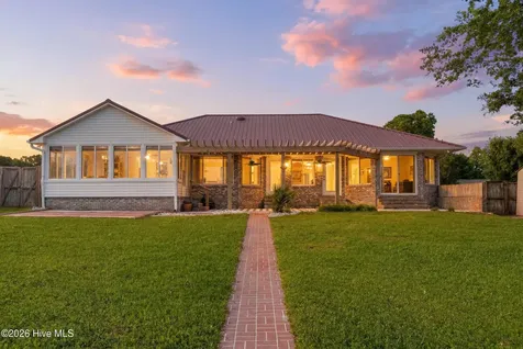 132 Gemstone Drive Sneads Ferry NC 28460
