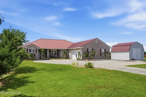 132 Gemstone Drive Sneads Ferry NC 28460