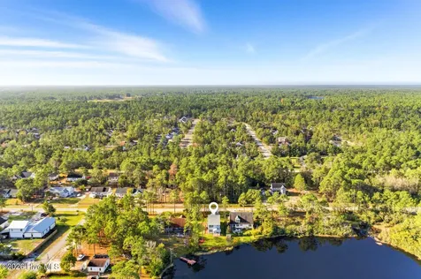 148 N High Point Road Boiling Spring Lakes NC 28461