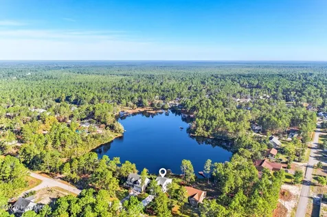 148 N High Point Road Boiling Spring Lakes NC 28461