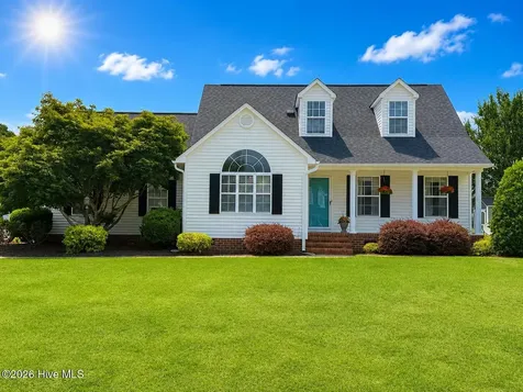 3255 Doug Drive Kinston NC 28504