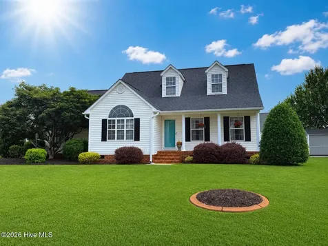 3255 Doug Drive Kinston NC 28504