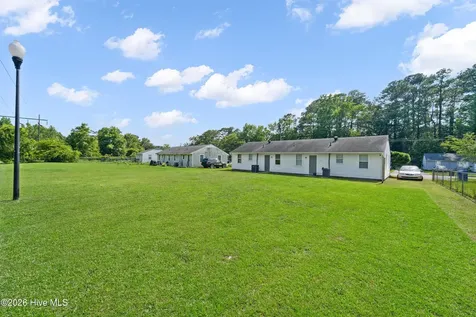 1218 Davis Street Jacksonville NC 28540