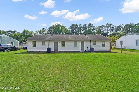1218 Davis Street Jacksonville NC 28540