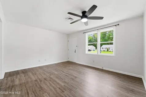 1218 Davis Street Jacksonville NC 28540