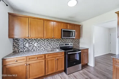 1218 Davis Street Jacksonville NC 28540