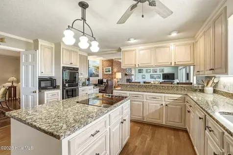105 Magnolia Court Pine Knoll Shores NC 28512