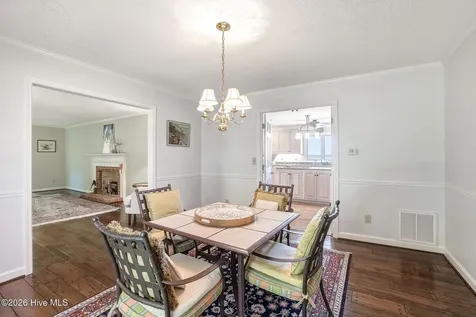 105 Magnolia Court Pine Knoll Shores NC 28512