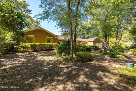 105 Magnolia Court Pine Knoll Shores NC 28512