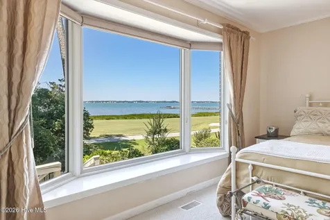105 Magnolia Court Pine Knoll Shores NC 28512