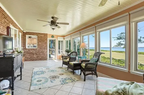 105 Magnolia Court Pine Knoll Shores NC 28512
