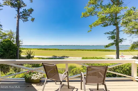 105 Magnolia Court Pine Knoll Shores NC 28512