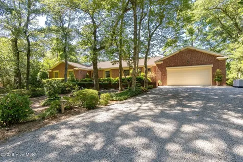 105 Magnolia Court Pine Knoll Shores NC 28512