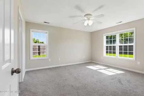 2803 Lathams Battery Drive New Bern NC 28562