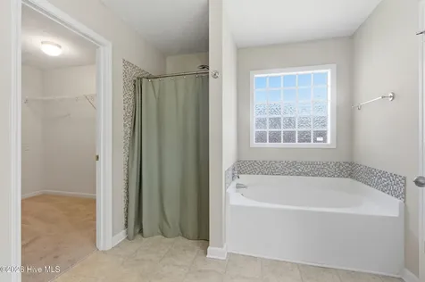 2803 Lathams Battery Drive New Bern NC 28562