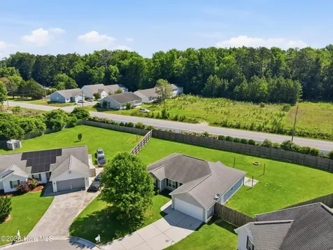 2803 Lathams Battery Drive New Bern NC 28562