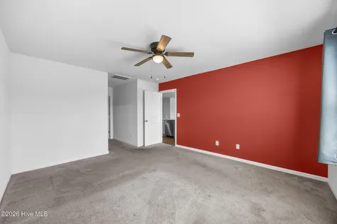 562 Draymore Drive NE Leland NC 28451