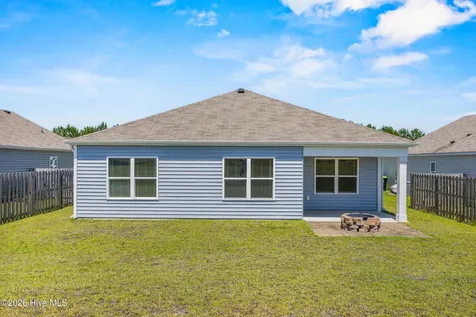 562 Draymore Drive NE Leland NC 28451