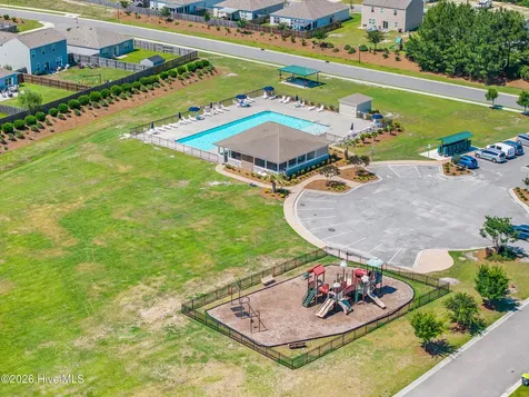 562 Draymore Drive NE Leland NC 28451