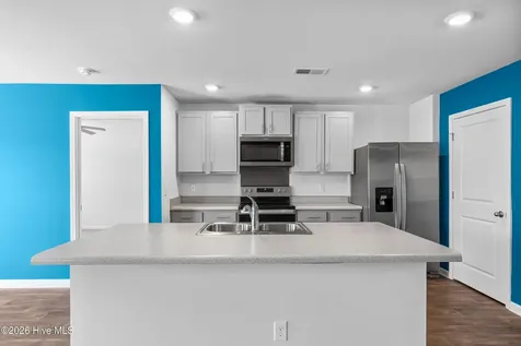 562 Draymore Drive NE Leland NC 28451