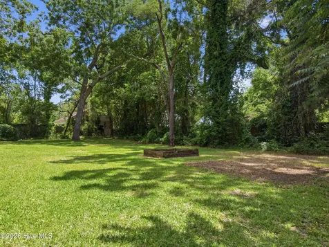 1503 National Avenue New Bern NC 28560