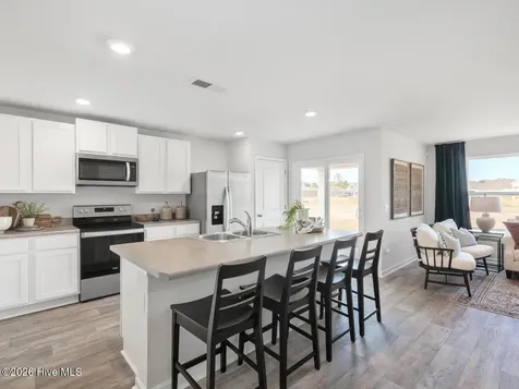 456 Driftwood Drive Richlands NC 28574