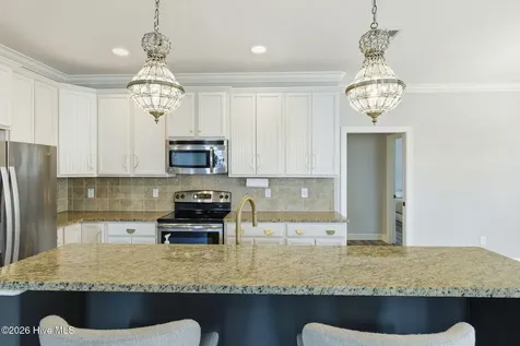 3215 Bay Winds Drive Southport NC 28461