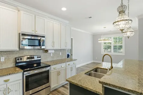3215 Bay Winds Drive Southport NC 28461