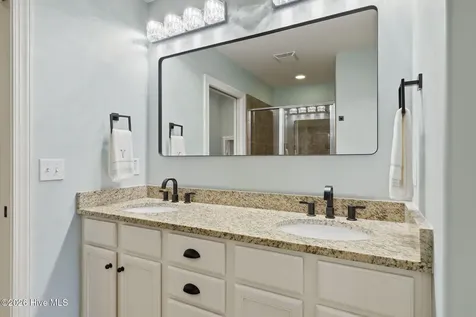 3215 Bay Winds Drive Southport NC 28461