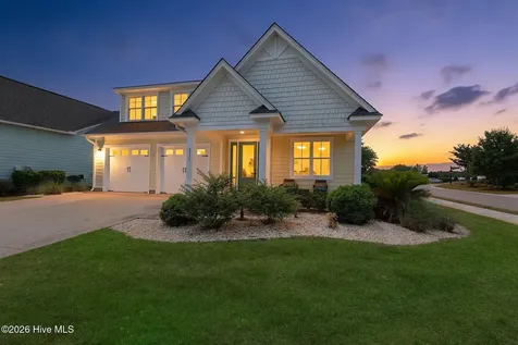 3215 Bay Winds Drive Southport NC 28461